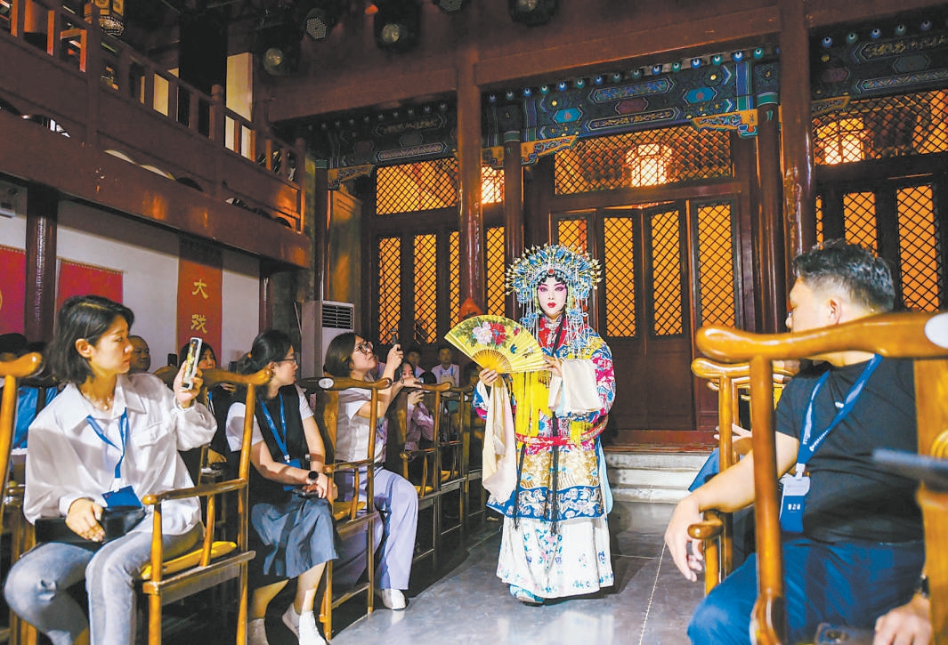 北京會(huì)館集中的前門(mén)東區(qū)，正在經(jīng)歷怎樣的蛻變？